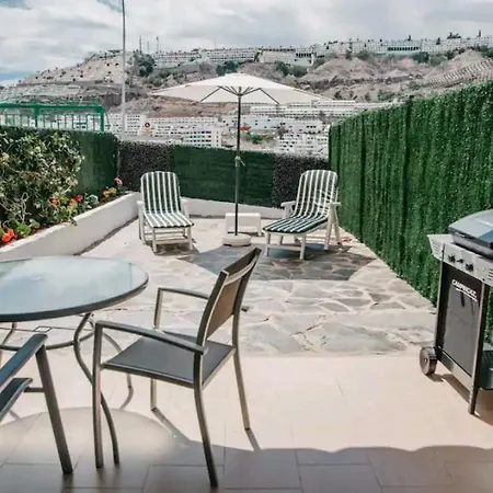 With Garden A Few Minutes From The Sea شقة *